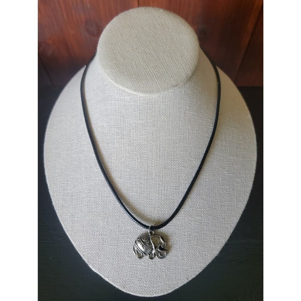 Black Cord Necklace with Detailed Silver-Tone‎ Elephant Charm Boho Festival Cute